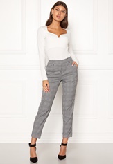 lisa-slim-pant-gardenia