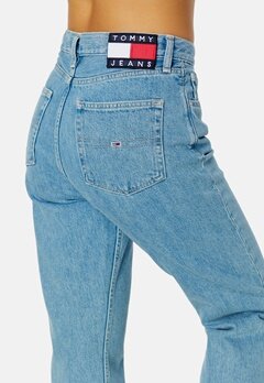 TOMMY JEANS Harper Straight Jeans 1AB Denim Light
 bubbleroom.no