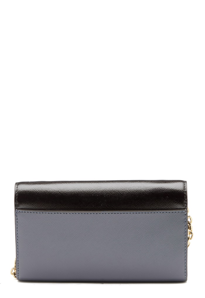 marc jacobs quilted wallet on chain