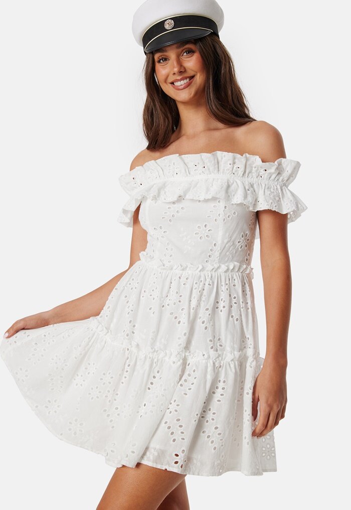 Bubbleroom Occasion Flounce off shoulder dress