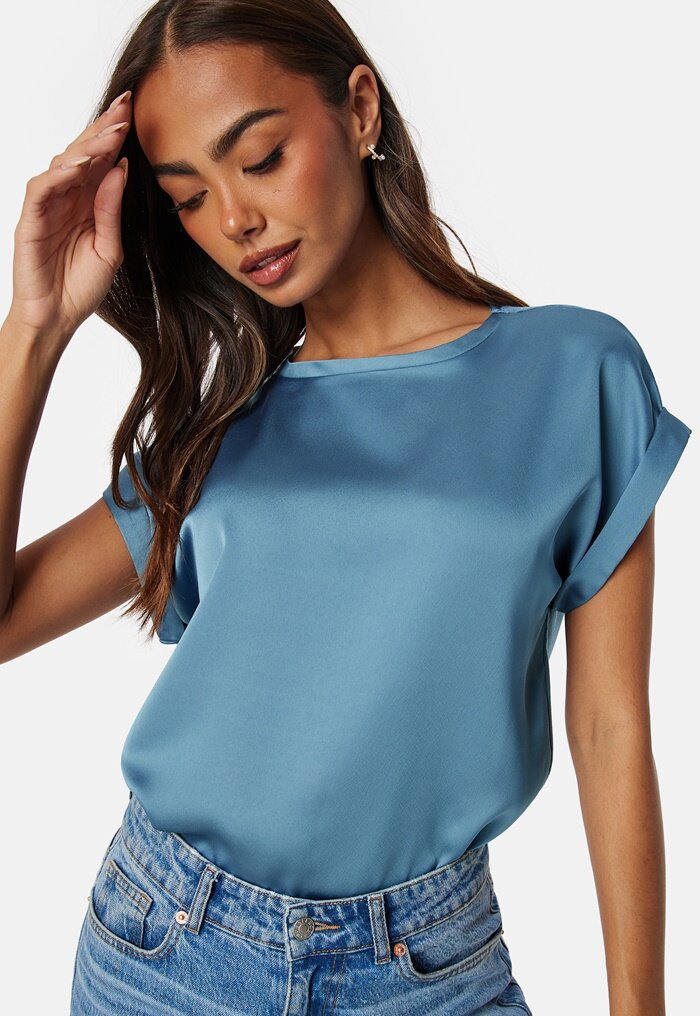 VILA Ellette S/S Satin Top - Bubbleroom