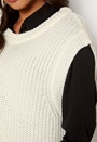 Manja knitted vest