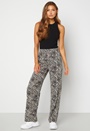 Simply Easy Wide Pant